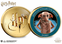 This Official Harry Potter medal features on the reverse a full colour image of Dobby. It has been protectively encapsulated in official Harry Potter packaging.