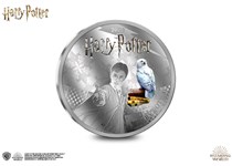 This Silver-Plated coin features an engraving of Harry Potter and has been officially approved by J.K Rowling and Warner Bros.
