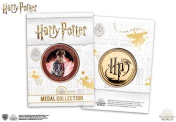 The Official Harry Potter Medal Reverse and Obverse in display card