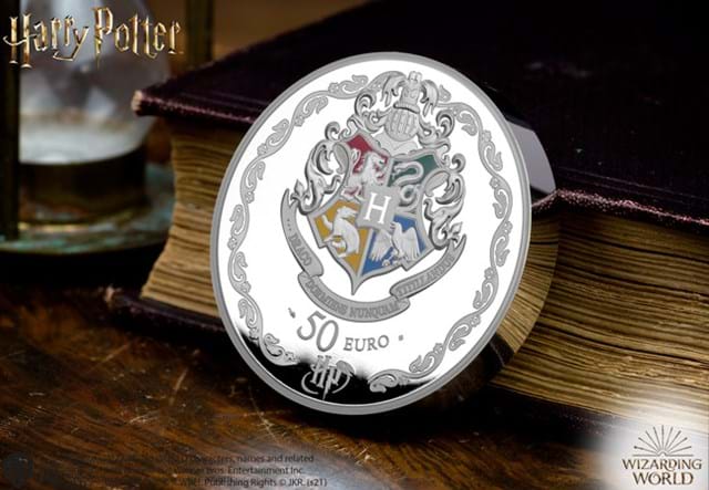 MdP-2021-Official-Harry-Potter-5oz-Silver-coin-Product-Images-Lifestyle-3.jpg