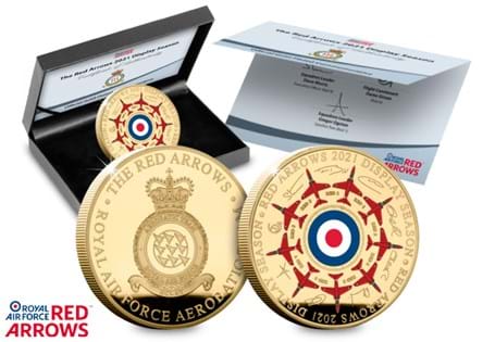 The Red Arrows Signature Commemorative is expertly plated in 24ct Gold to a Proof finish. Featuring selectively coloured images of the Red Arrows, alongside the signatures of the pilots flying them.