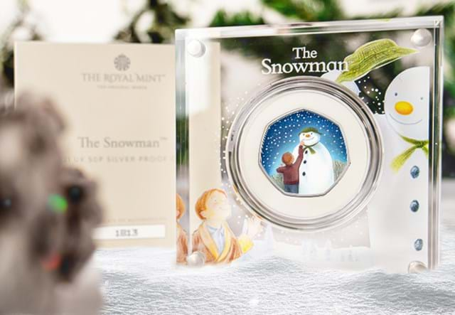 Snowman 2021 - Silver proof in acrylic box 650x450.jpg