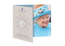This 2022 50p coin has been issued by The Royal Mint to commemorate the Platinum Jubilee of Queen Elizabeth II.