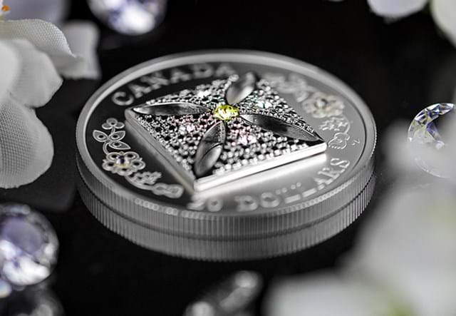 Canada 2022 Queen Elizabeth II's Diamond Diadem close-up