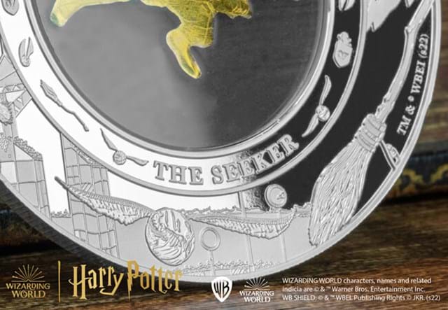 Harry Potter Seeker Five Dollar Coin Close Up 4