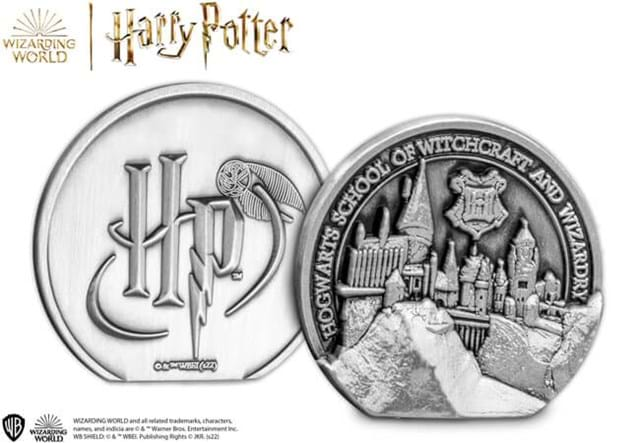 Hogwarts Standing Medal Obverse Reverse