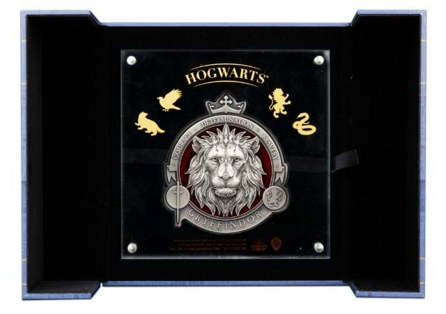 DYT8 Gryffindor 9 3Quarter Oz Silver Packaging