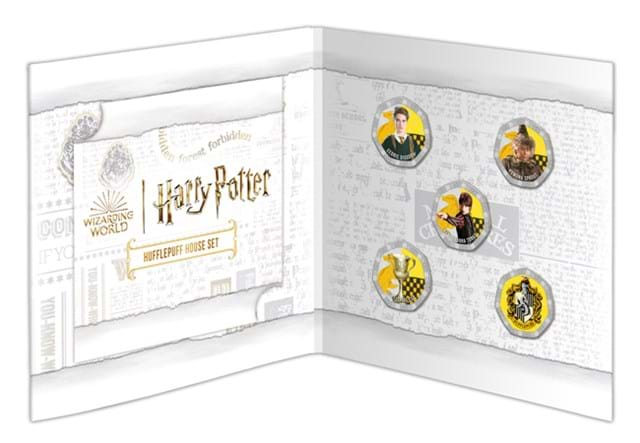 Hufflepuff House Set Pack Open