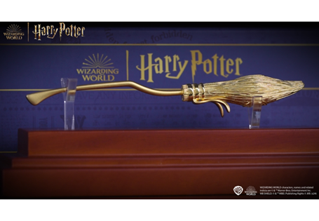 Crafted from 3oz of Pure Silver, this officially licensed Harry Potter Nimbus 2000 coin boasts an impressive 3D design. Refined with 24 Carat Gold plating, it arrives in premium packaging. EL: 2000