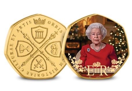 This month's delivery in the Memories of Her Majesty Collection features the Queen at Christmas Commemorative.