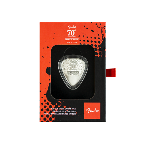 Fender Guitar Pick Front Pack Closed