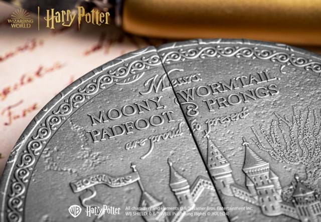 Harry Potter Marauder's Map Silver 5Oz Lifestyle 05