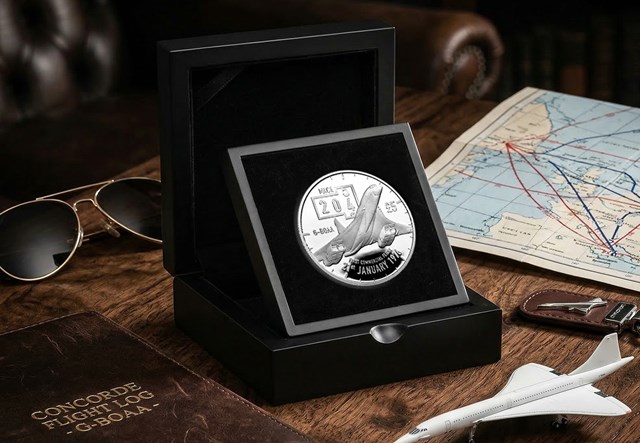 Concorde Silver £5 Box On Desk