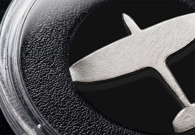 Close Up Of Spitfire Medal 650X450